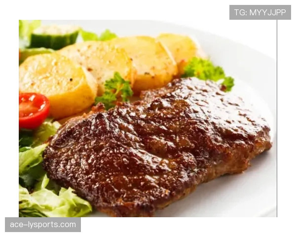 卡瓦尼训练完直接去超市买打折牛排，这自律我服了