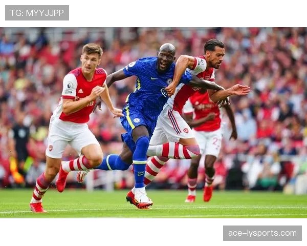 格拉利什如何在强强对话中通过边路持续撕开防线并主导进攻？